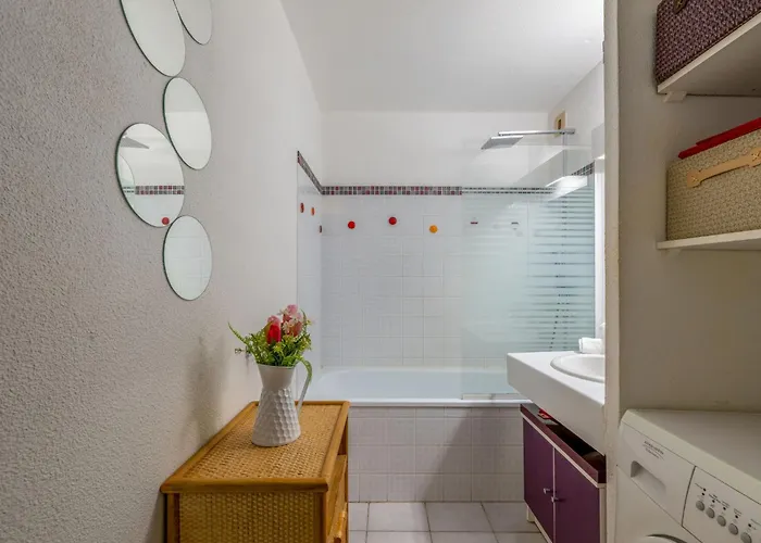 Daire Le Sunset-cap Sud-24 By Interhome *